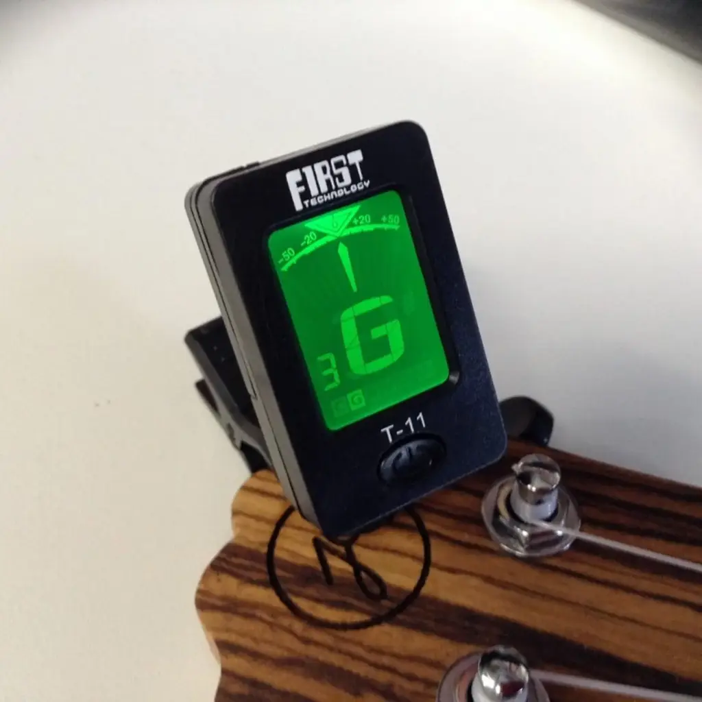 JC Audio - FIRST Clip-Tuner - T11