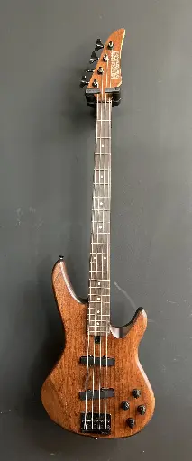[RBX750A] Yamaha - RBX750A - Dark Natural - 2dehands + case